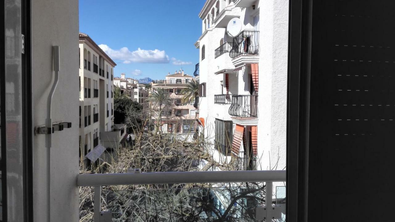Apartamento De 2 Dormitorios Centro De Moraira Extérieur photo